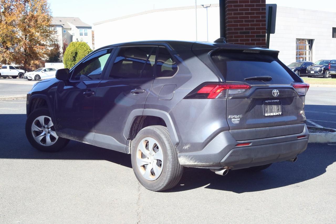 2022 Toyota RAV4 LE Fredericksburg VA