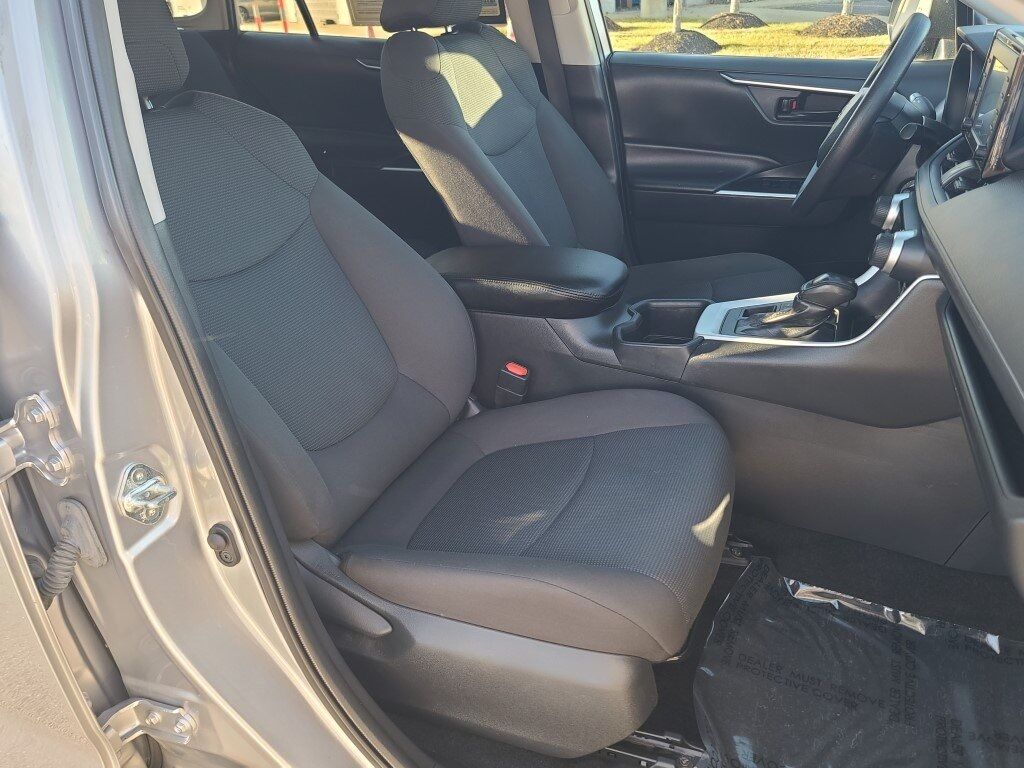 2022 Toyota RAV4 LE Springfield VA