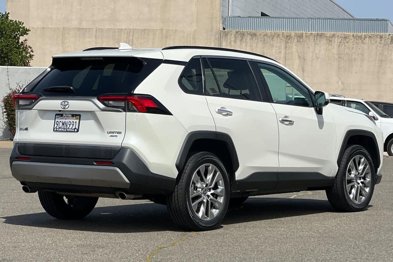 2022 Toyota RAV4 Limited