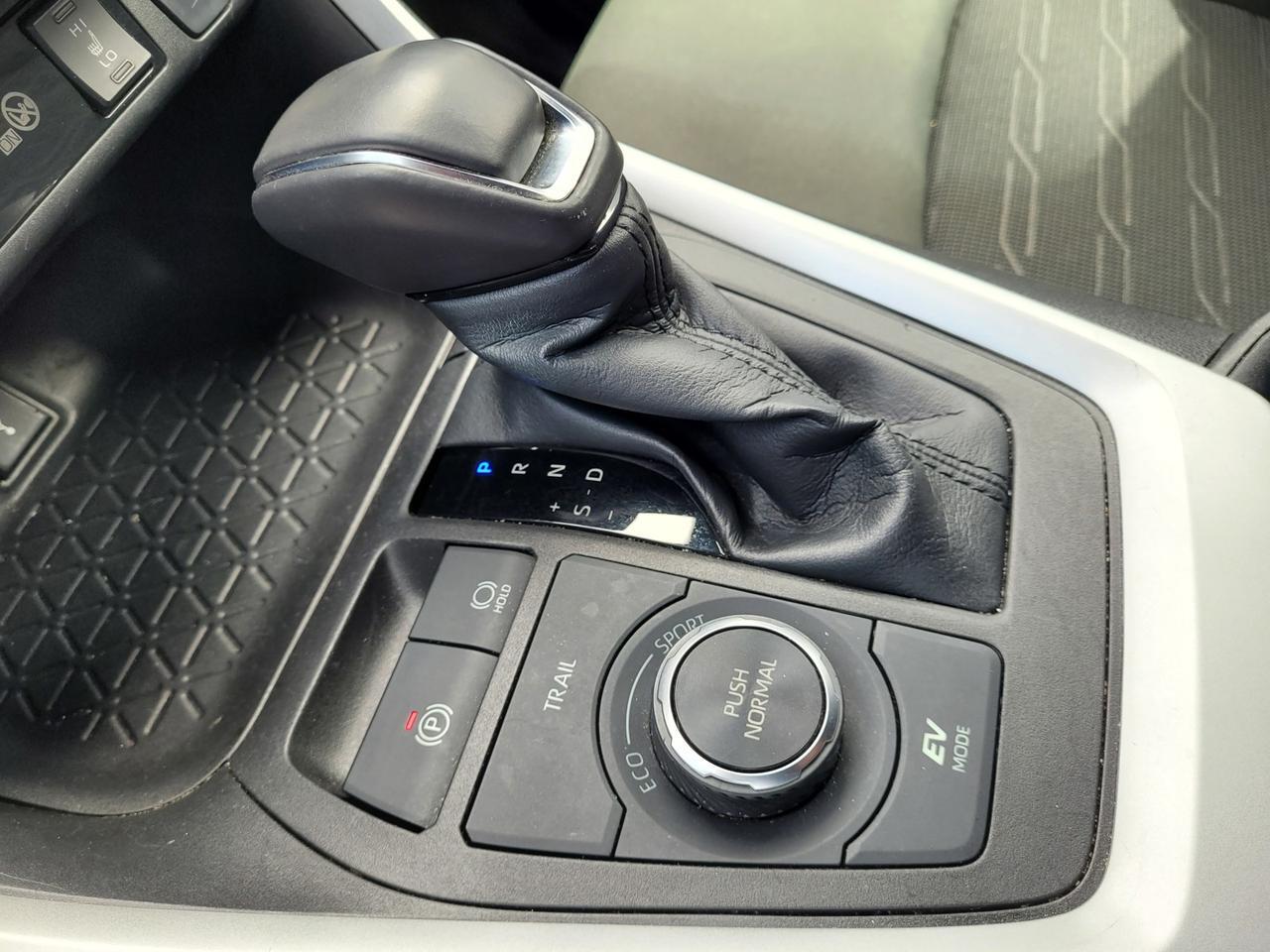 2022 Toyota RAV4 SE HYBRID AWD Vacaville CA