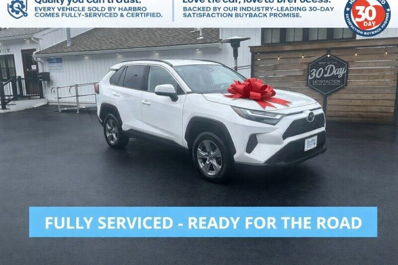 2022 Toyota RAV4 XLE - 1 OWNER - LOW MILES