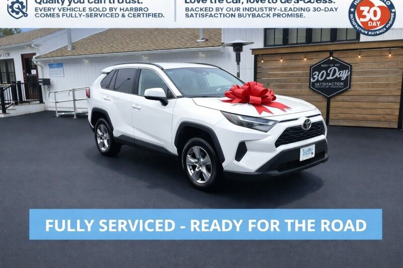 2022 Toyota RAV4 XLE - 1 OWNER - LOW MILES
