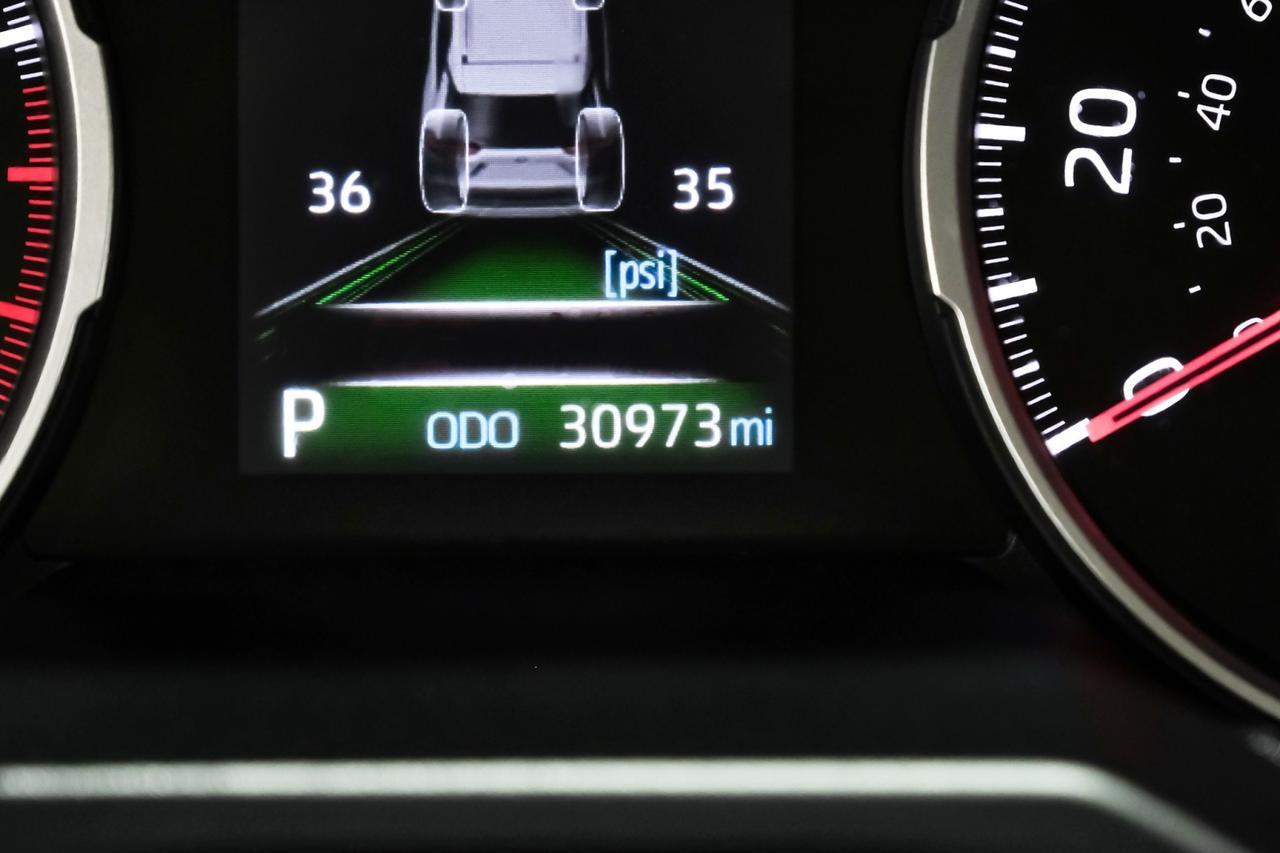 2022 Toyota RAV4 XLE AWD TOYOTA SAFETY SENSE BLIND SPOT LANE DEPARTURE PRE COLLISION SYSTEM REAR CAMERA Carrollton TX