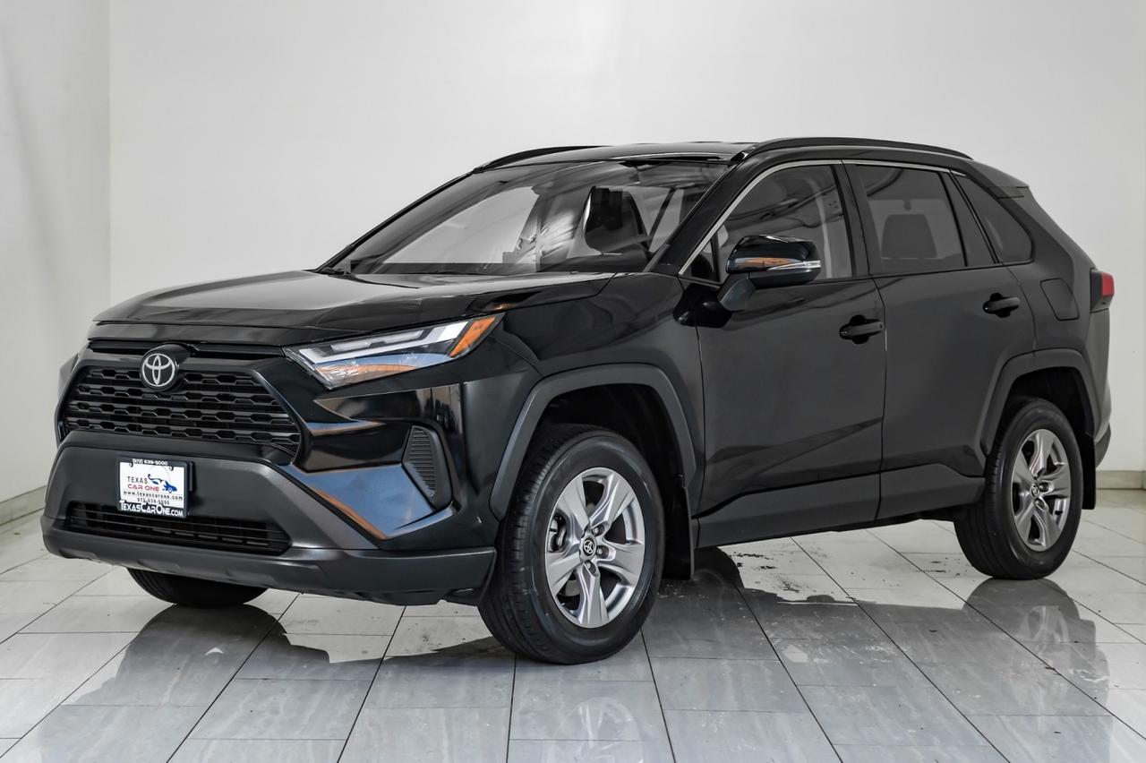 2022 Toyota RAV4 XLE AWD TOYOTA SAFETY SENSE BLIND SPOT LANE DEPARTURE PRE COLLISION SYSTEM REAR CAMERA Carrollton TX