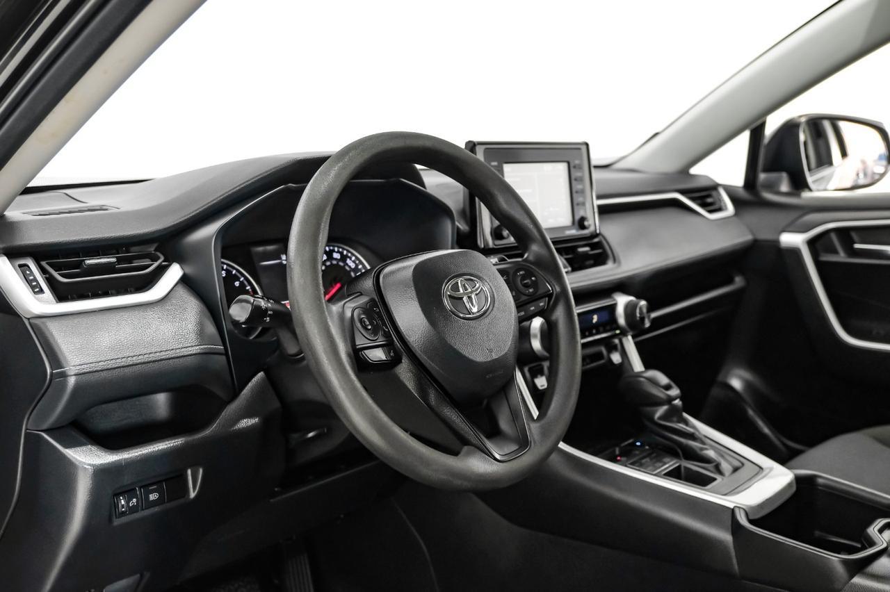 2022 Toyota RAV4 XLE AWD TOYOTA SAFETY SENSE BLIND SPOT LANE DEPARTURE PRE COLLISION SYSTEM REAR CAMERA Carrollton TX