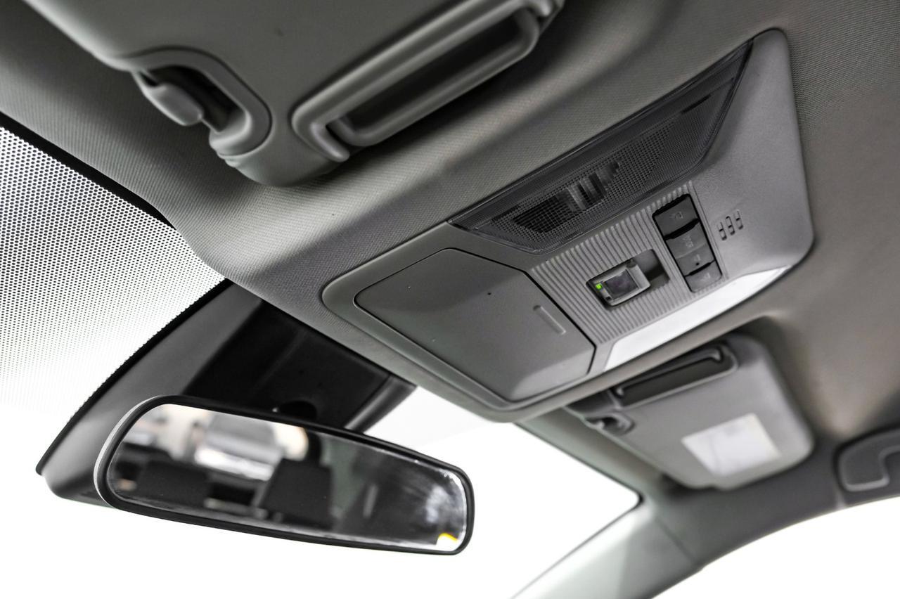 2022 Toyota RAV4 XLE AWD TOYOTA SAFETY SENSE BLIND SPOT LANE DEPARTURE PRE COLLISION SYSTEM REAR CAMERA Carrollton TX