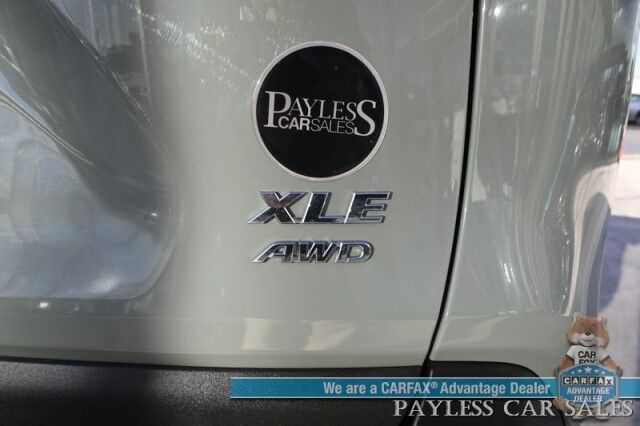 2022 Toyota RAV4 XLE / AWD / Weather & Convenience Pkg / Heated Cloth Seats & Steering Wheel / Sunroof / Adaptive Cruise / Lane Departure & Blind Spot Alert / Apple CarPlay & Android Auto / Luggage Rack / 33 MPG / 1-Owner Anchorage AK