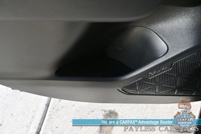 2022 Toyota RAV4 XLE / AWD / Weather & Convenience Pkg / Heated Cloth Seats & Steering Wheel / Sunroof / Adaptive Cruise / Lane Departure & Blind Spot Alert / Apple CarPlay & Android Auto / Luggage Rack / 33 MPG / 1-Owner Anchorage AK