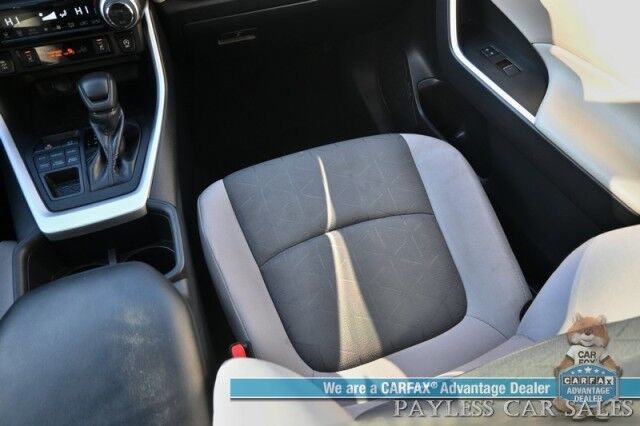 2022 Toyota RAV4 XLE / AWD / Weather & Convenience Pkg / Heated Cloth Seats & Steering Wheel / Sunroof / Adaptive Cruise / Lane Departure & Blind Spot Alert / Apple CarPlay & Android Auto / Luggage Rack / 33 MPG / 1-Owner Anchorage AK