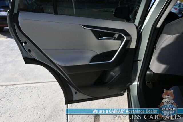 2022 Toyota RAV4 XLE / AWD / Weather & Convenience Pkg / Heated Cloth Seats & Steering Wheel / Sunroof / Adaptive Cruise / Lane Departure & Blind Spot Alert / Apple CarPlay & Android Auto / Luggage Rack / 33 MPG / 1-Owner Anchorage AK