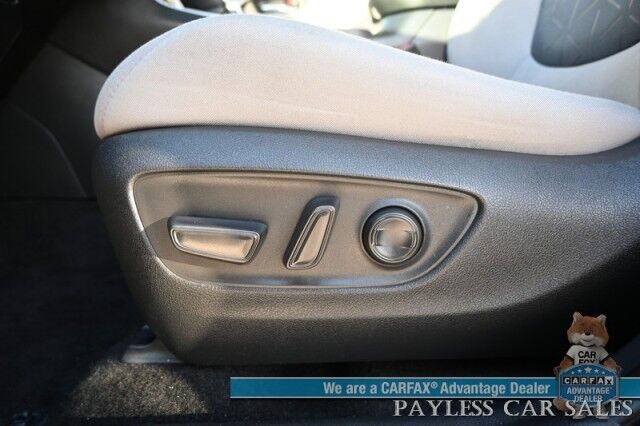 2022 Toyota RAV4 XLE / AWD / Weather & Convenience Pkg / Heated Cloth Seats & Steering Wheel / Sunroof / Adaptive Cruise / Lane Departure & Blind Spot Alert / Apple CarPlay & Android Auto / Luggage Rack / 33 MPG / 1-Owner Anchorage AK