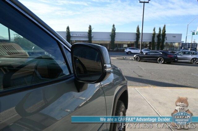 2022 Toyota RAV4 XLE / AWD / Weather & Convenience Pkg / Heated Cloth Seats & Steering Wheel / Sunroof / Adaptive Cruise / Lane Departure & Blind Spot Alert / Apple CarPlay & Android Auto / Luggage Rack / 33 MPG / 1-Owner Anchorage AK