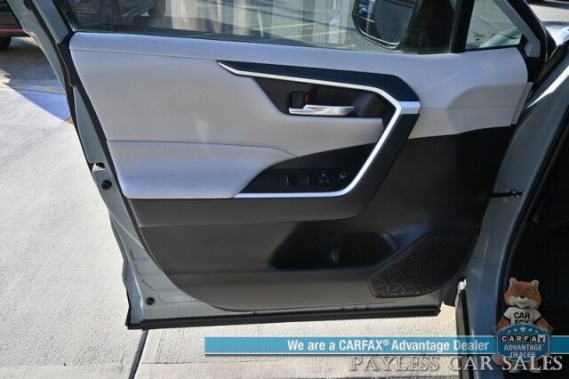 2022 Toyota RAV4 XLE / AWD / Weather & Convenience Pkg / Heated Cloth Seats & Steering Wheel / Sunroof / Adaptive Cruise / Lane Departure & Blind Spot Alert / Apple CarPlay & Android Auto / Luggage Rack / 33 MPG / 1-Owner Anchorage AK