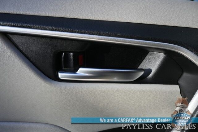 2022 Toyota RAV4 XLE / AWD / Weather & Convenience Pkg / Heated Cloth Seats & Steering Wheel / Sunroof / Adaptive Cruise / Lane Departure & Blind Spot Alert / Apple CarPlay & Android Auto / Luggage Rack / 33 MPG / 1-Owner Anchorage AK