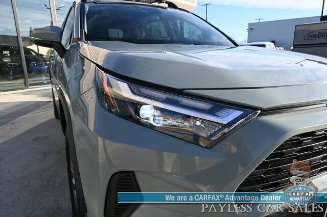 2022 Toyota RAV4 XLE / AWD / Weather & Convenience Pkg / Heated Cloth Seats & Steering Wheel / Sunroof / Adaptive Cruise / Lane Departure & Blind Spot Alert / Apple CarPlay & Android Auto / Luggage Rack / 33 MPG / 1-Owner Anchorage AK