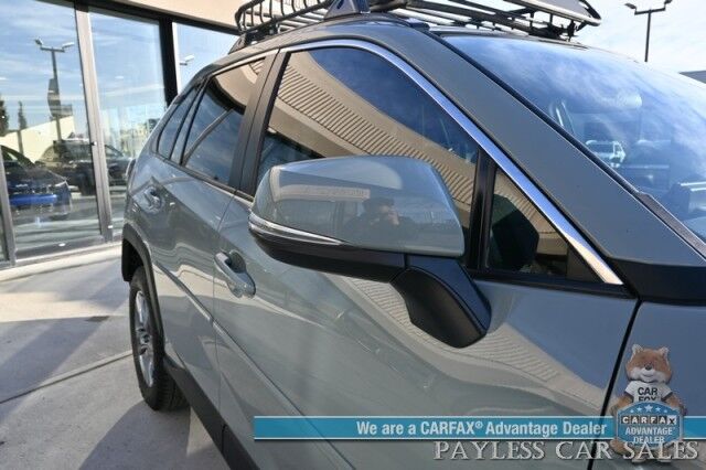 2022 Toyota RAV4 XLE / AWD / Weather & Convenience Pkg / Heated Cloth Seats & Steering Wheel / Sunroof / Adaptive Cruise / Lane Departure & Blind Spot Alert / Apple CarPlay & Android Auto / Luggage Rack / 33 MPG / 1-Owner Anchorage AK