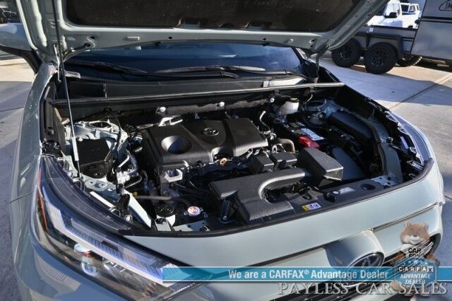 2022 Toyota RAV4 XLE / AWD / Weather & Convenience Pkg / Heated Cloth Seats & Steering Wheel / Sunroof / Adaptive Cruise / Lane Departure & Blind Spot Alert / Apple CarPlay & Android Auto / Luggage Rack / 33 MPG / 1-Owner Anchorage AK