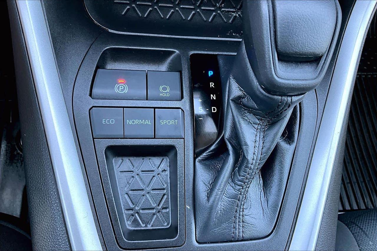 2022 Toyota RAV4 XLE Folsom CA