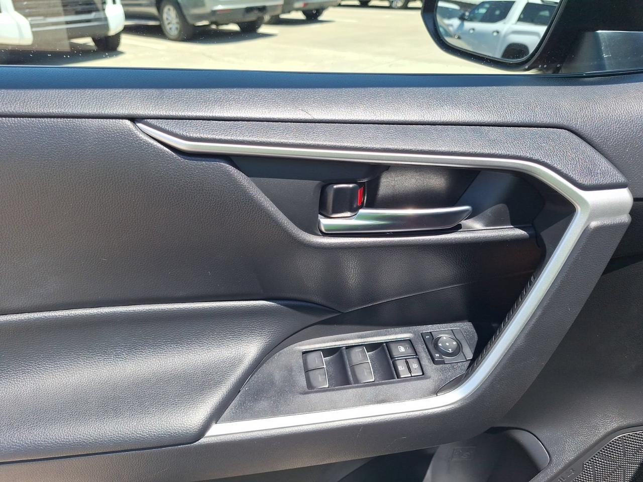 2022 Toyota RAV4 XLE Hurst TX