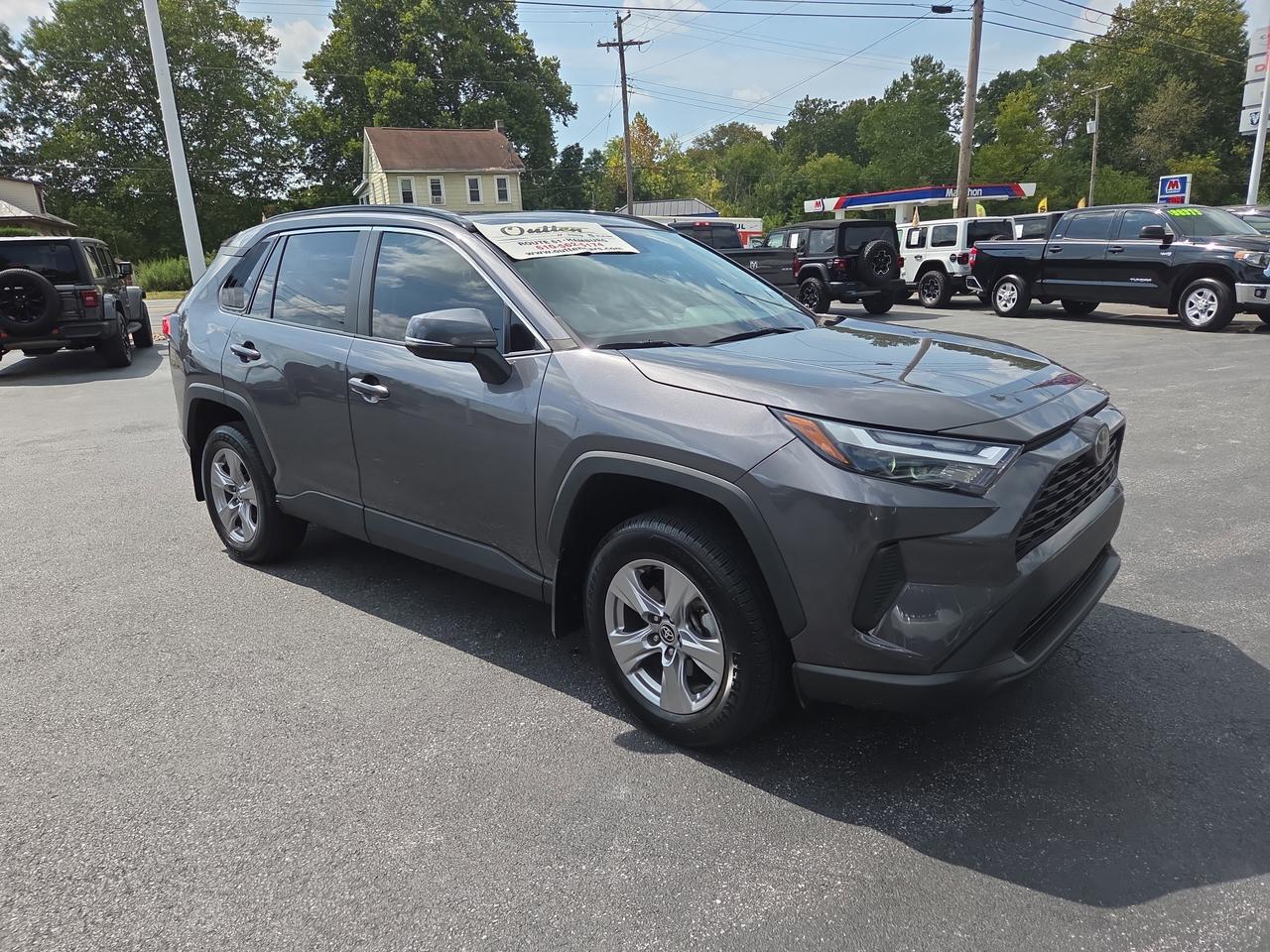2022 Toyota RAV4 XLE