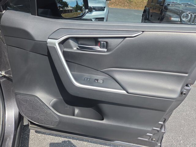 2022 Toyota RAV4 XLE HAMBURG PA