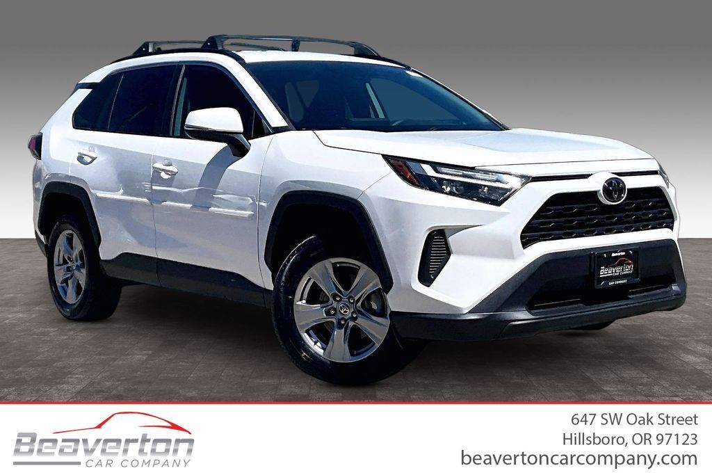 2022 Toyota RAV4 XLE