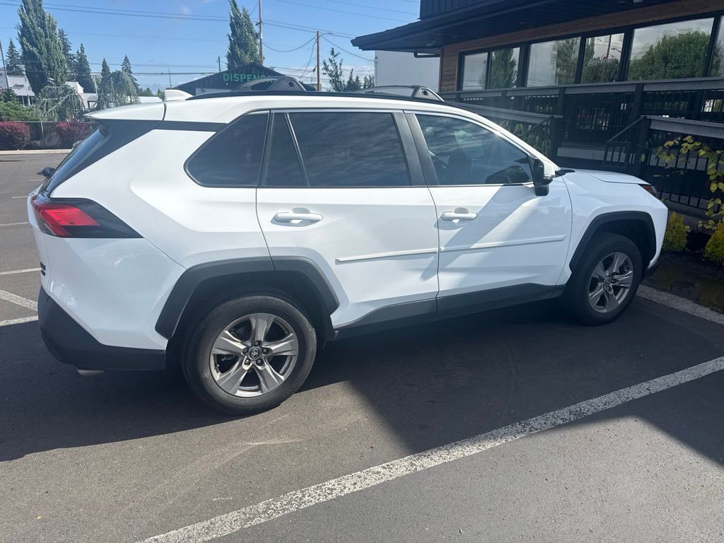 2022 Toyota RAV4 XLE OR
