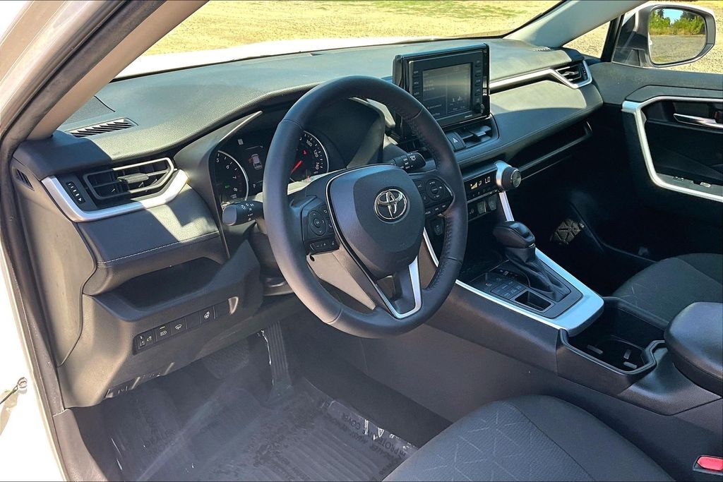2022 Toyota RAV4 XLE OR