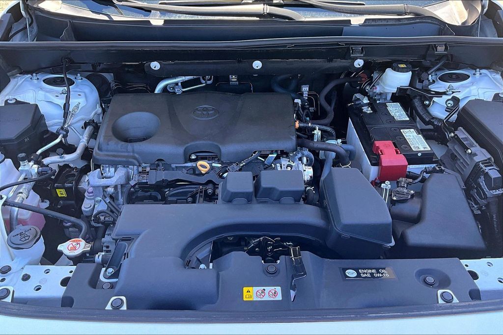 2022 Toyota RAV4 XLE OR