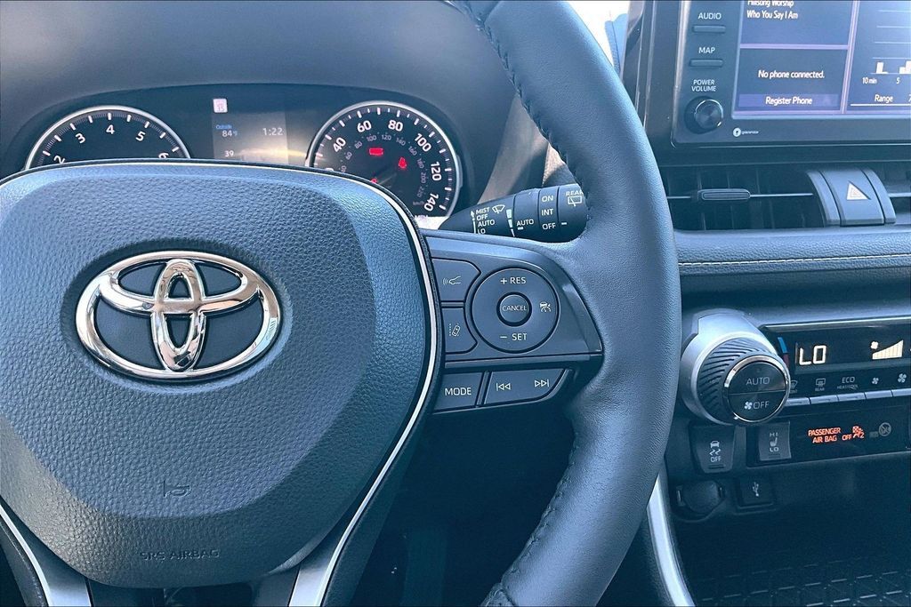 2022 Toyota RAV4 XLE OR
