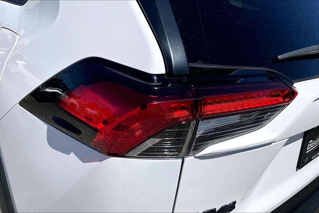 2022 Toyota RAV4 XLE OR