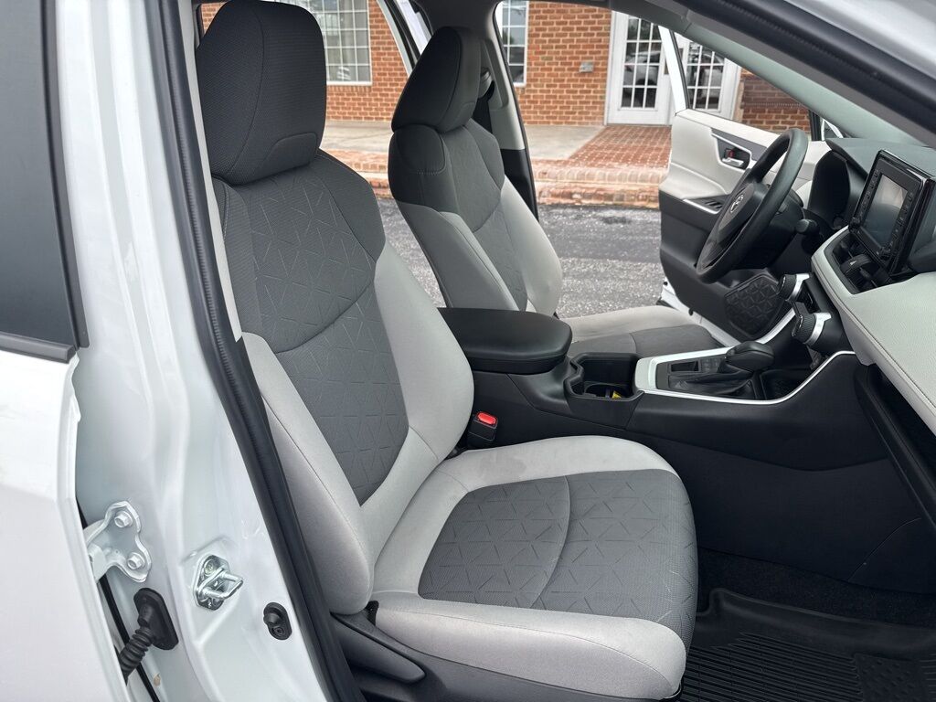 2022 Toyota RAV4 XLE Mount Joy PA