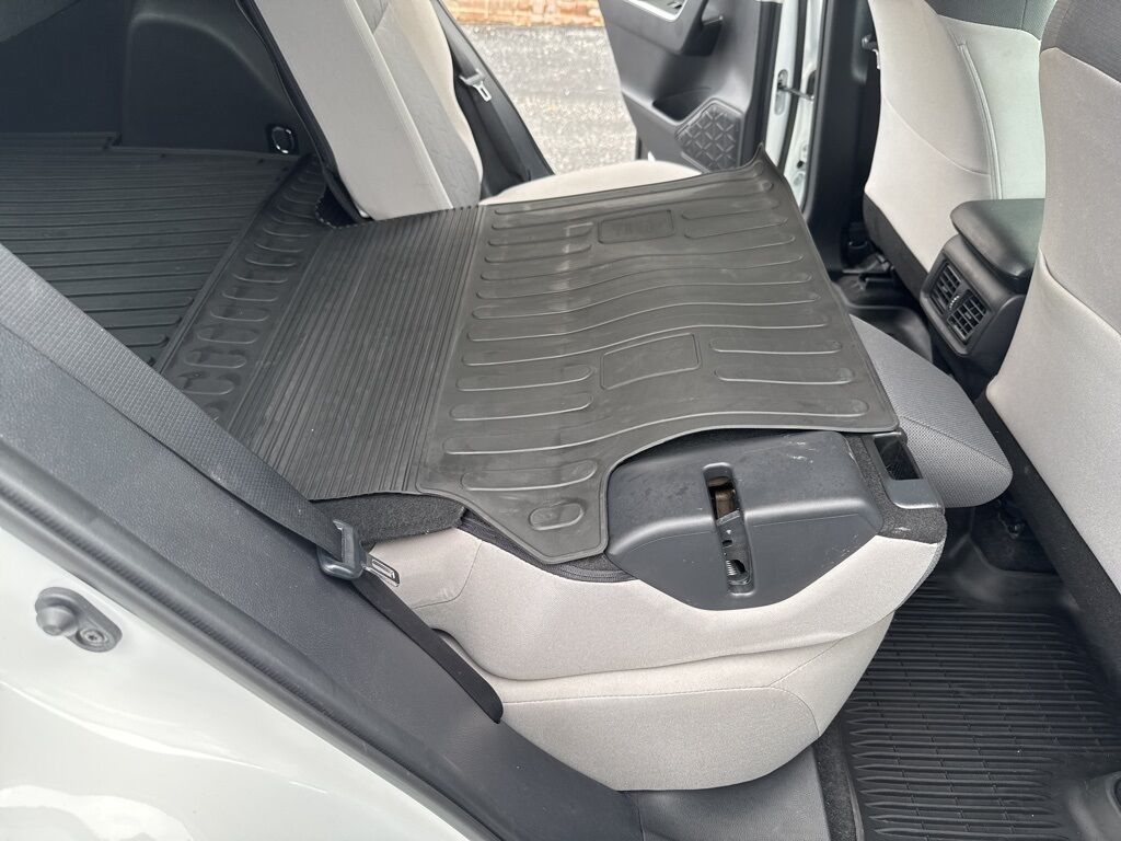 2022 Toyota RAV4 XLE Mount Joy PA