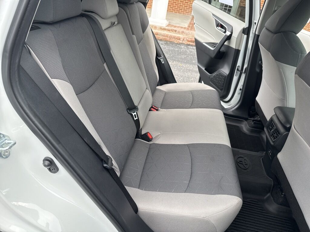 2022 Toyota RAV4 XLE Mount Joy PA