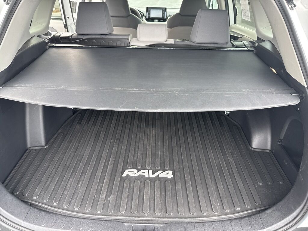 2022 Toyota RAV4 XLE Mount Joy PA