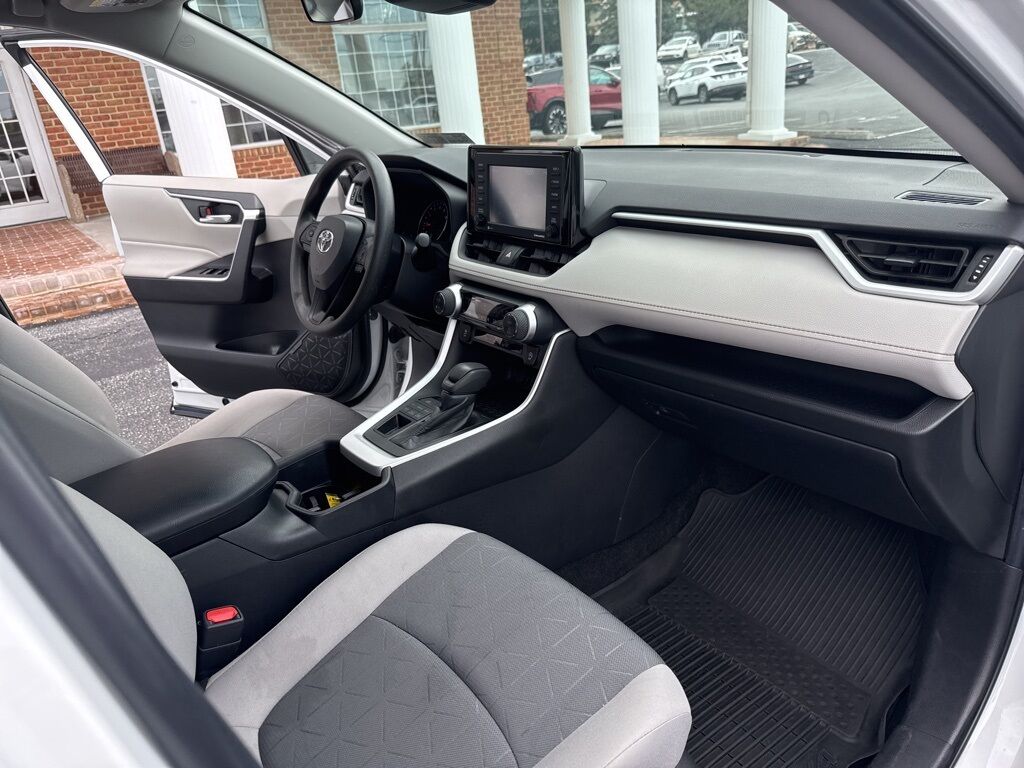 2022 Toyota RAV4 XLE Mount Joy PA