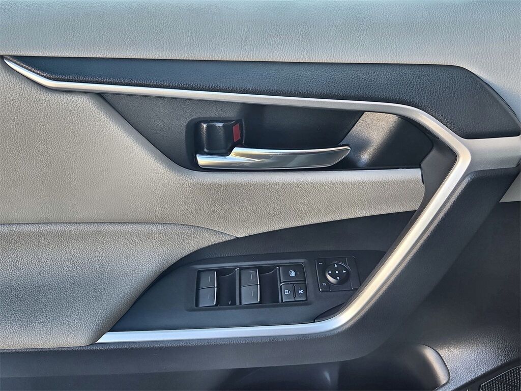 2022 Toyota RAV4 XLE Petaluma CA