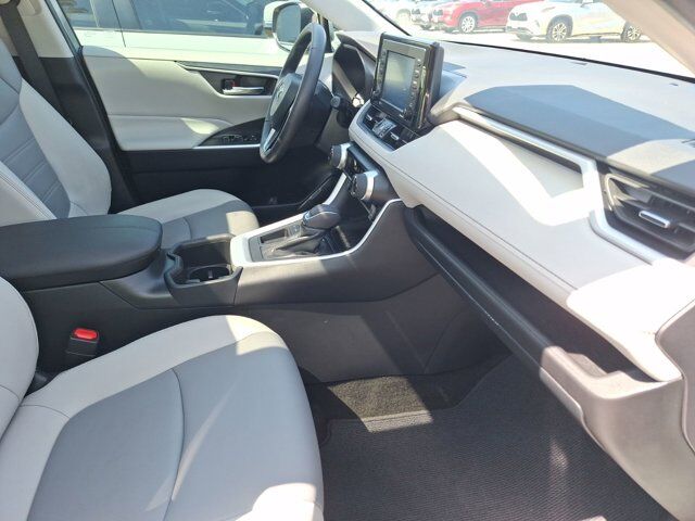 2022 Toyota RAV4 XLE Premium Hurst TX