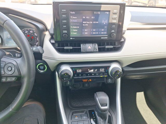 2022 Toyota RAV4 XLE Premium Hurst TX
