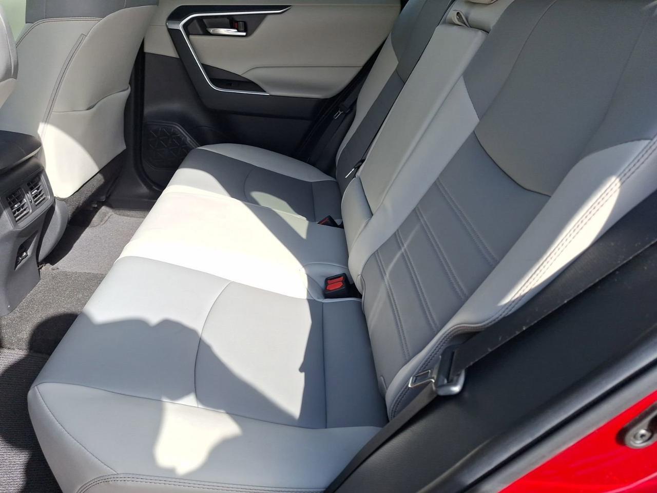 2022 Toyota RAV4 XLE Premium Hurst TX