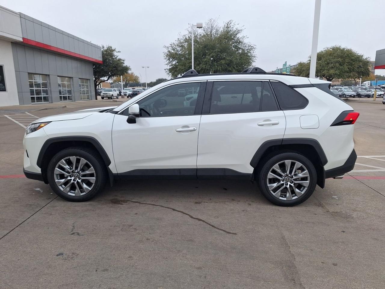 2022 Toyota RAV4 XLE Premium Hurst TX
