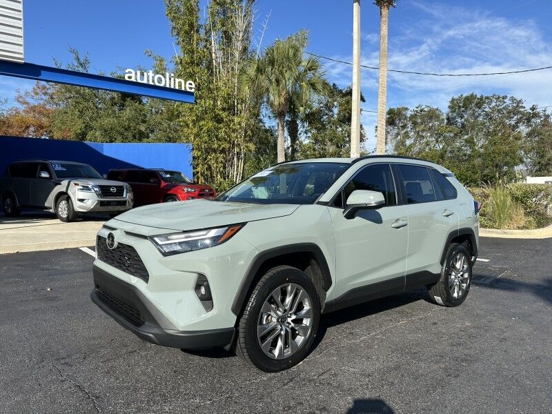 2022 Toyota RAV4 XLE Premium