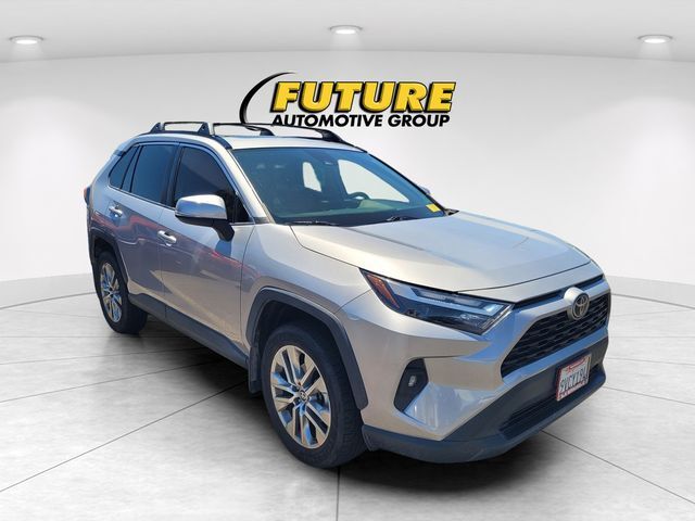 2022 Toyota RAV4 XLE Premium