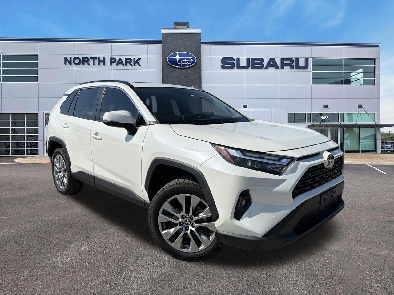 2022 Toyota RAV4 XLE Premium