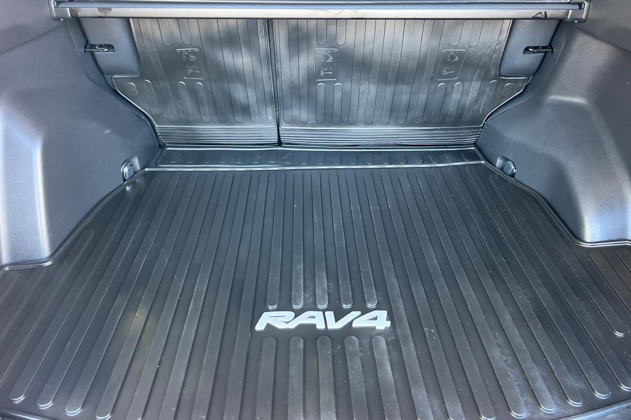 2022 Toyota RAV4 XLE Roseville CA