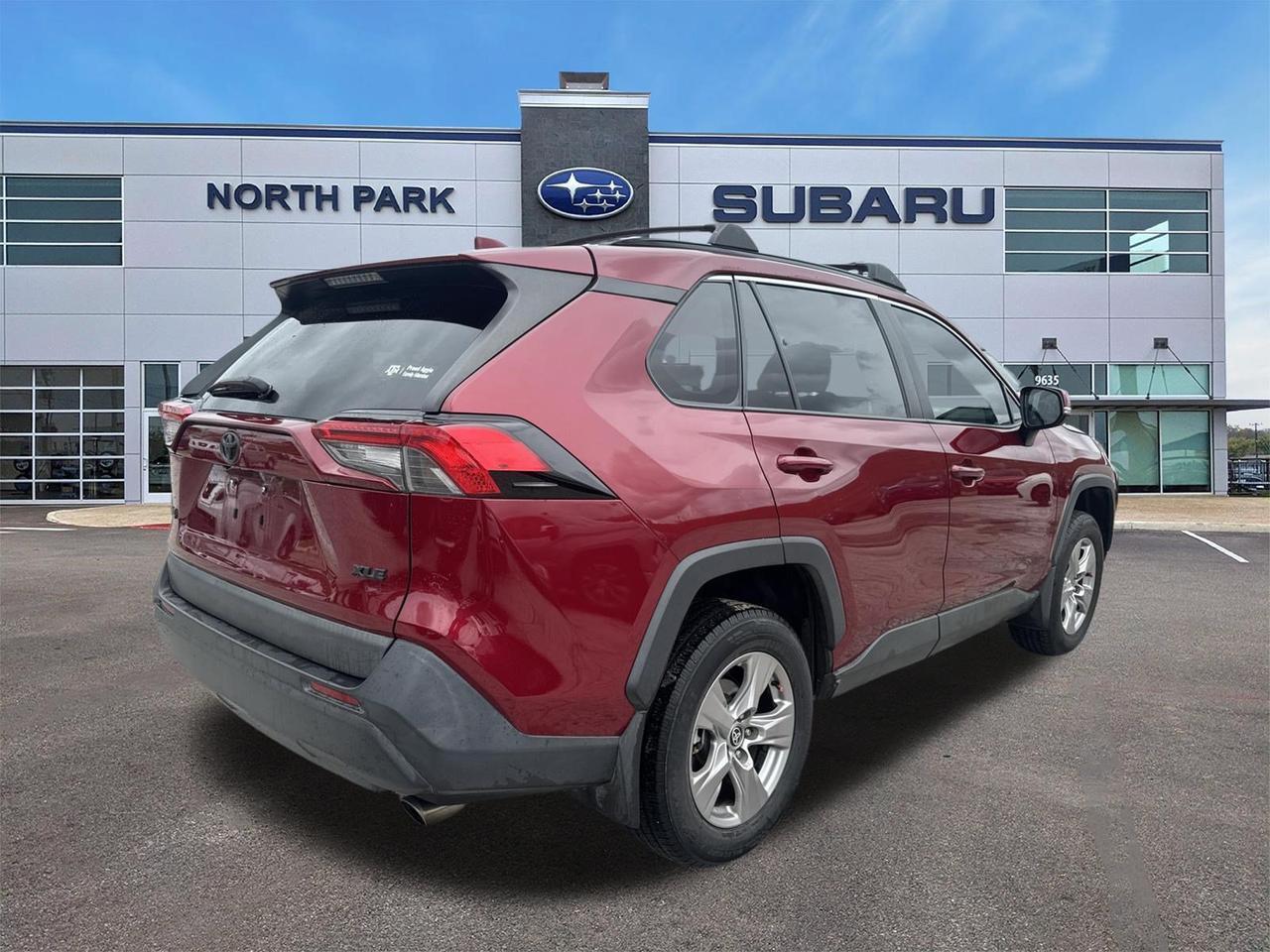 2022 Toyota RAV4 XLE