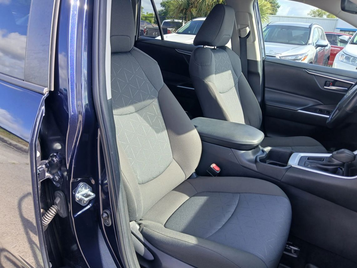 2022 Toyota RAV4 XLE Sport Utility 4D Maitland FL