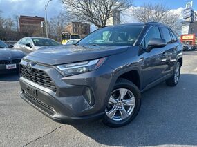 Toyota RAV4 XLE 2022