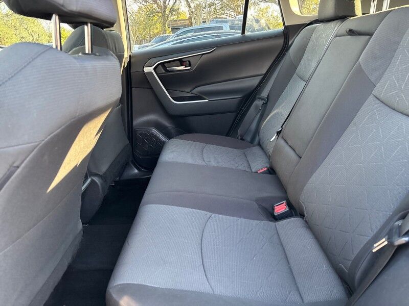 2022 Toyota RAV4 XLE w/CONVENIENCE PKG. SUNROOF. Seffner FL