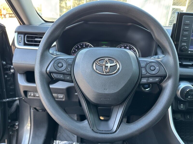 2022 Toyota RAV4 XLE w/CONVENIENCE PKG. SUNROOF. Seffner FL